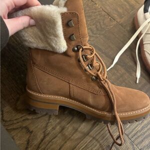 Timberland Brown Lace-Up Shearling Collar Boots